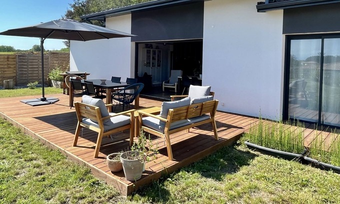 Saubrigues House | VILLA LANDIFORNIA