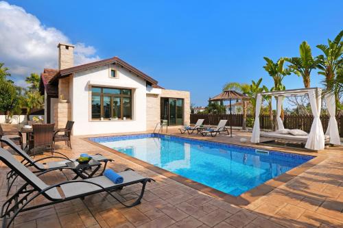 Ayia Thekla House | Villa Lara - 3bed Bangalow with Large Pool