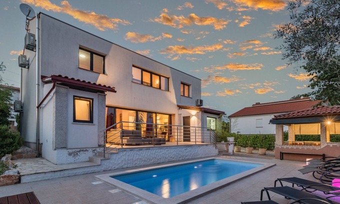 Segotici Villa | Villa Lelaina near Pula with private Pool and 3 km from the beach - pet friendly