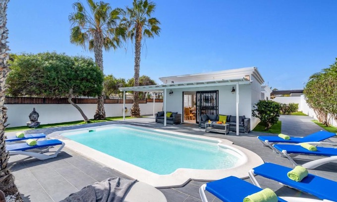 Los Mojones Villa | Villa Leona Carmen by Villa Plus