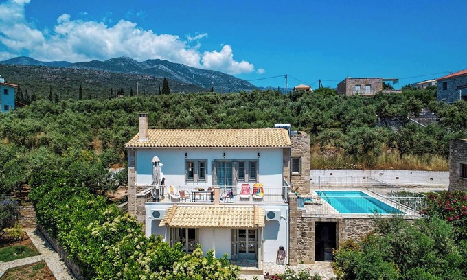 Lefktron Villa | Villa Levanda Elia - Two Bedroom Villa, Sleeps 4
