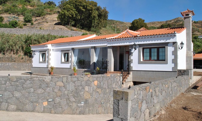 La Solana Villa | VILLA LUCAS IN SAN MATEO