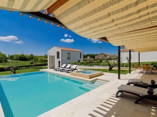 Sveti Petar u Sumi Villa | Villa Luna Bianca