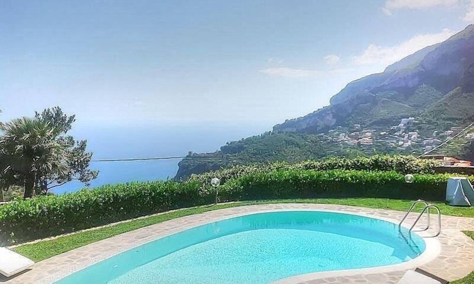 Pogerola Villa | Villa Mabella: A bright and elegant three-story historical villa located on a hillside, facing the sea, with Free WI-FI.