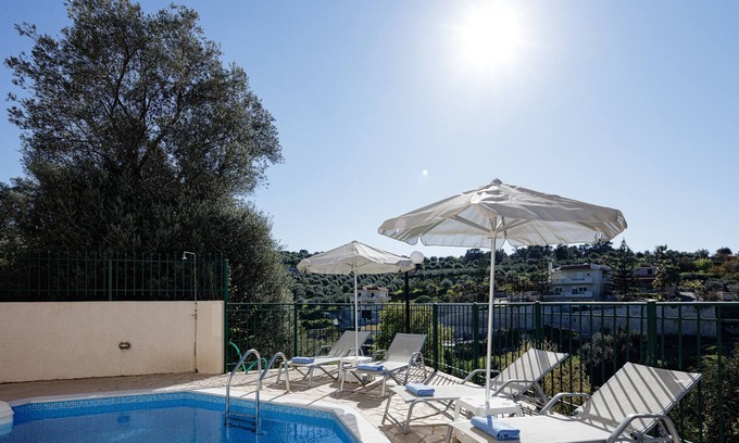 Kirianna Villa | Villa Mahin with pool and sea view