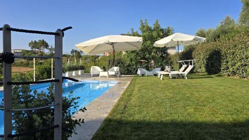 Sassari Bed & Breakfast | Villa Malvasio Pool and Jacuzzi Room Sassari