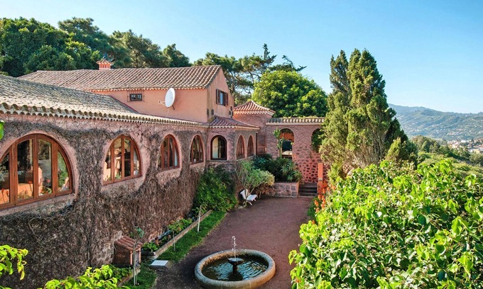 Santa Brigida House | Villa Mansion Bandama with Pool in Santa Brigida