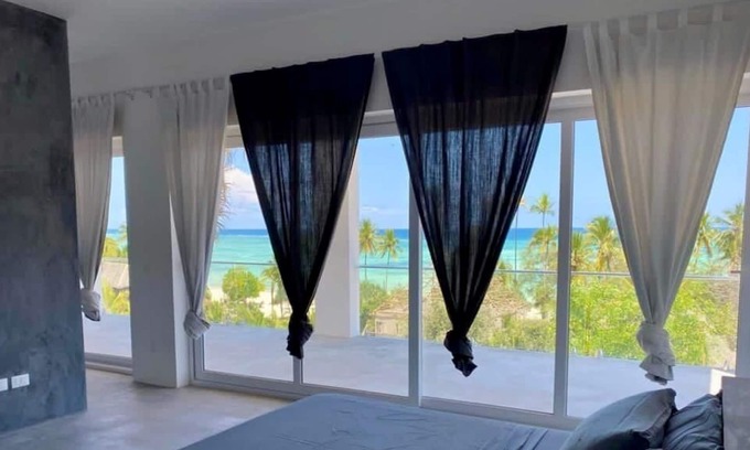 Kiwengwa Villa | Villa Manzini with Private Pool