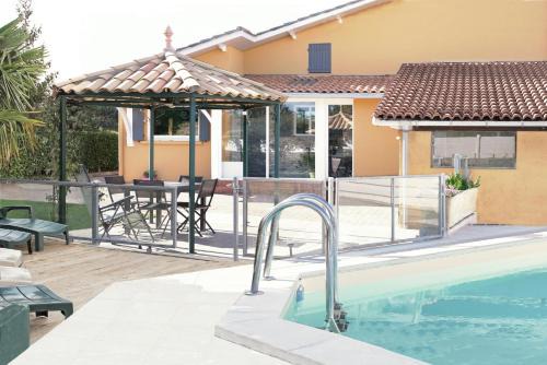 Coutras Bed & Breakfast | Villa Marguerite