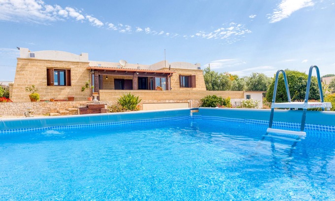 Torre Pali Villa | Villa 'Marilor' with Sea View, Wi-Fi and Air Conditioning