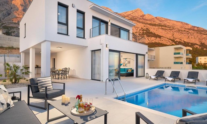 Veliko Brdo Villa | Villa Maxima with heated pool - Makarska Veliko Brdo