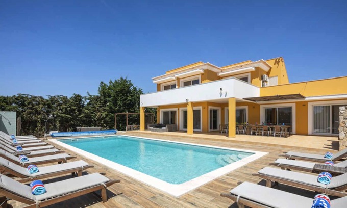 Mato Serrao Villa | Villa Mediterraneo with heatable pool