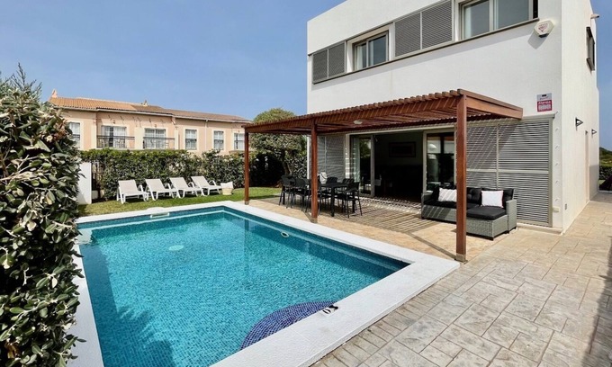 Cala'n Bosch Villa | VILLA MENORCAHOME - 4 BEDROOM VILLA - 10% DISCOUNT IN MAY/JUNE