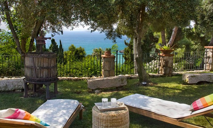 Gaeta Villa | Villa Michela between sky and sea. On the coast between Gaeta and Sperlonga.