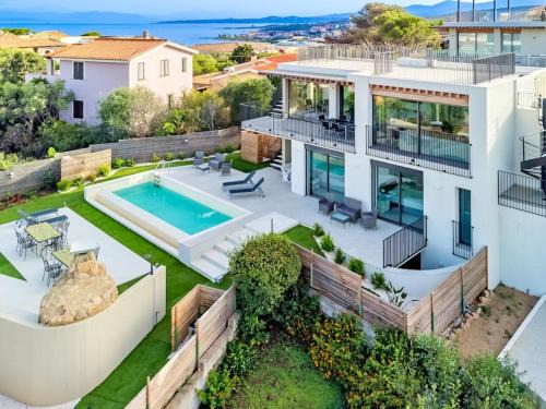 Baia Caddinas Villa | Villa Mirtillo Golfo Aranci