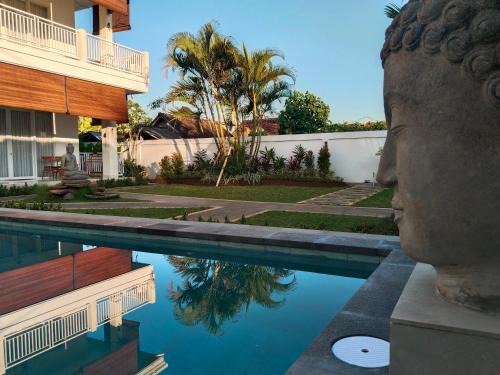 Purwakerti House | Villa Nah Amed