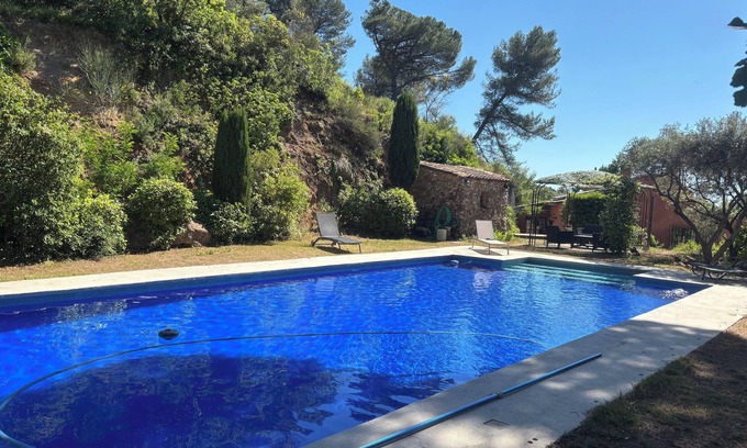 Grand Sud Villa | VILLA OF CHARACTER CLIMATE, LARGE SWIMMING POOL IN GREEN OF GREEN, CHARM