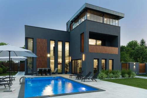 Mali Radic Villa | Villa of Senses