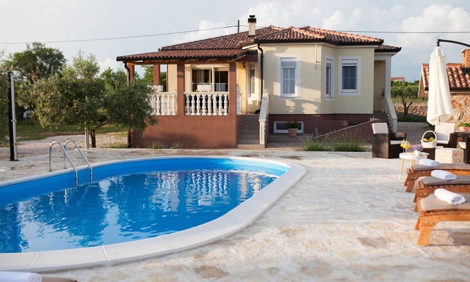 Visocane Villa | Villa Olive ZadarVillas