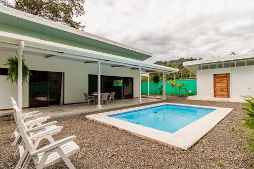 Cahuita House | Villa Oropendola a 5 minutos de cahuita