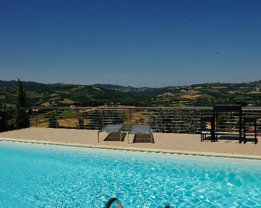 Nocera Umbra House | Villa ouverte sur le monde