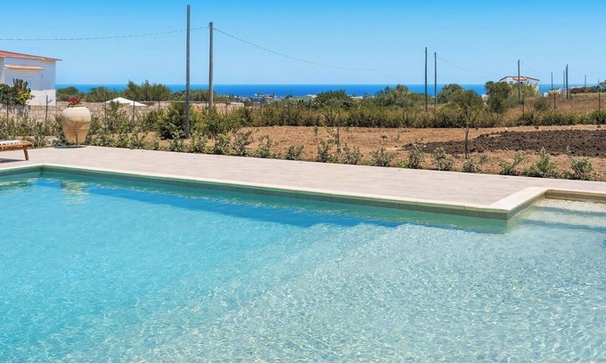 Pachino House | Villa Pachino - modern villa with pool