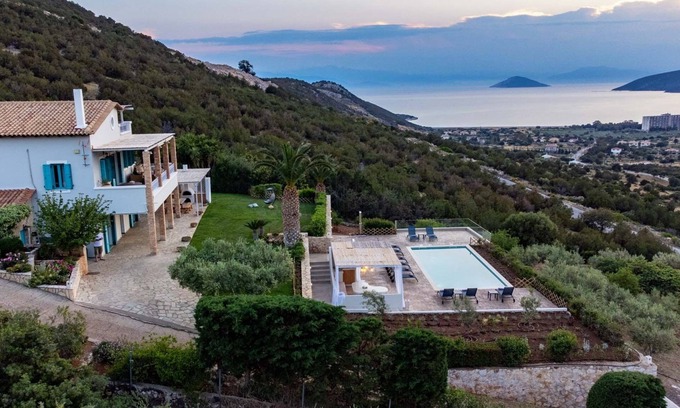 Kilada Villa | Villa Pasiphae at Salandi beach