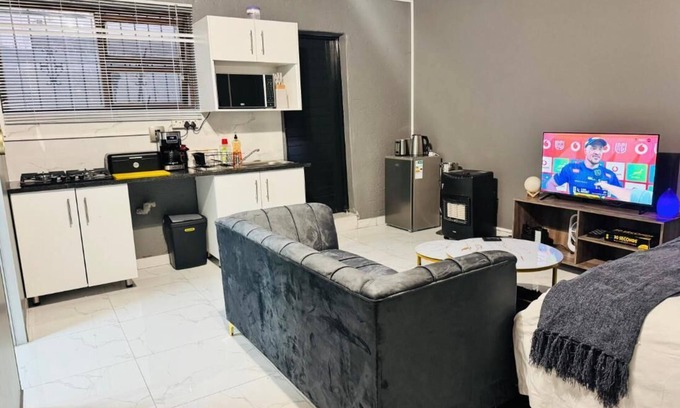 Woodmead Apartment | Villa Picasso Sandton - Executive