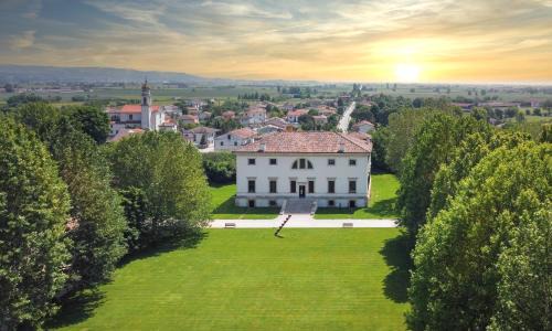 Lonigo Hotel | Villa Pisani Bonetti