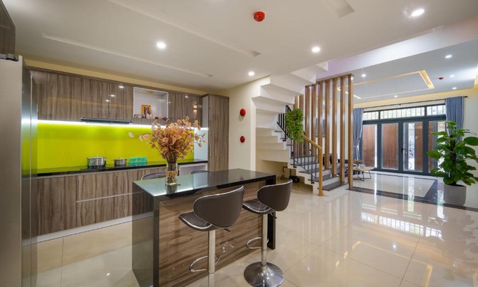 Ngu Hanh Son Villa | Villa Poseidon - 300m - Biển Mỹ An