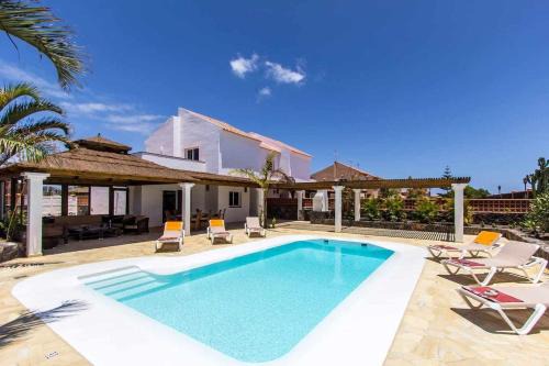 Corralejo Villa | Villa Privada en un entorno único