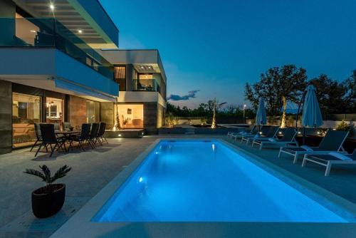 Zaton Villa | Villa Ren