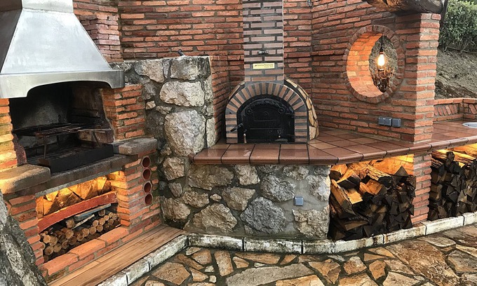 Mogro Ski Chalet | Villa Robayera beachfront