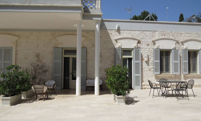 Selva di Fasano Villa | Villa Rosato- App. 40sqm-2 people in the center- 5 km from the Zoosafari