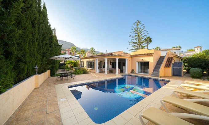 El Albir House | Villa Santana FAMILY VILLA Spaniahome