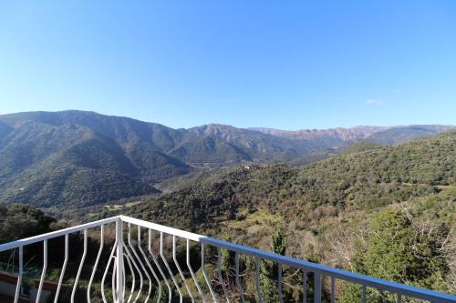 Sainte-Lucie-de-Tallano Villa | VILLA SANTINE AVEC TERRASSES et VUE PANORAMIQUE meublé tourisme 4 étoiles