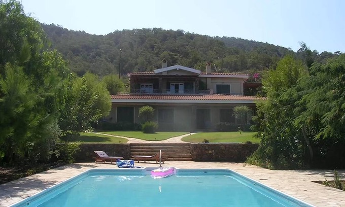 Nea Dimmata Villa | Villa Sea Pines - Three Bedroom Villa, Sleeps 10