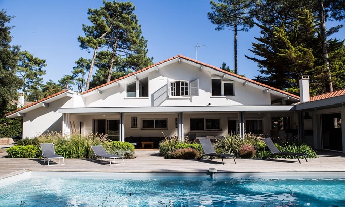 Les Estagnots Villa | VILLA SECRETE 10 pers plage des estagnots and lac d'hossegor within walking distance