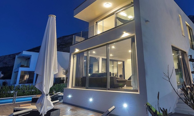 Veliko Brdo Villa | Villa Selina2 with pool