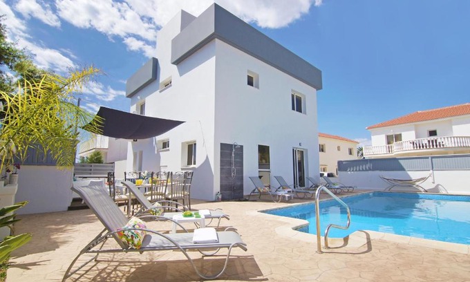 Ayia Napa Villa | Villa Simona