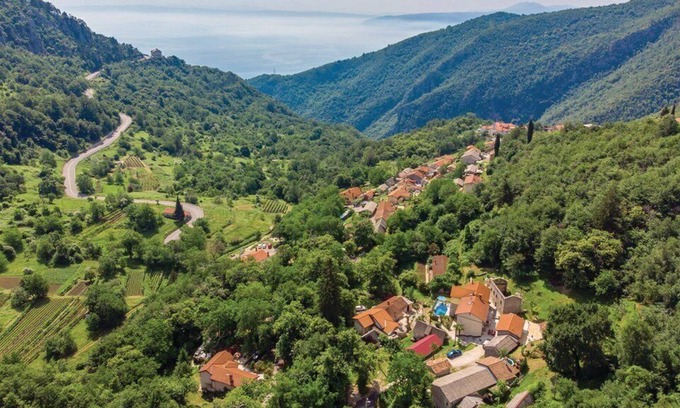 Lovran Villa | Villa Sirotnjak nearby Opatija – Crovillas GmbH