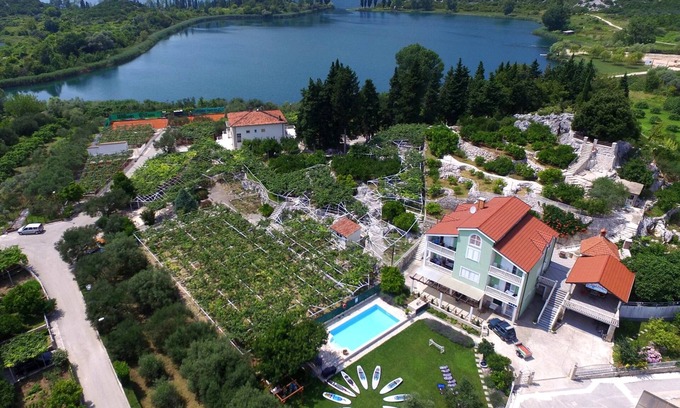 Peracko Blato Apartment | Villa Solo, Luxury family app in Nature park