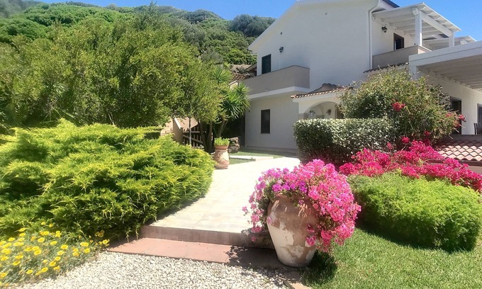 Castelsardo Villa | Villa Surrounded by Nature Bbq Privacy Sea Relax