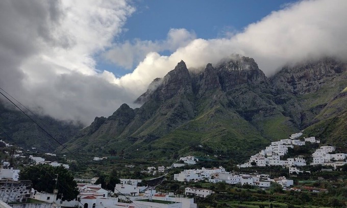 Agaete Cottage | Villa Tamadaba Rural Home + Good WiFi, Pet Friendly, 5-min Drive to Beach