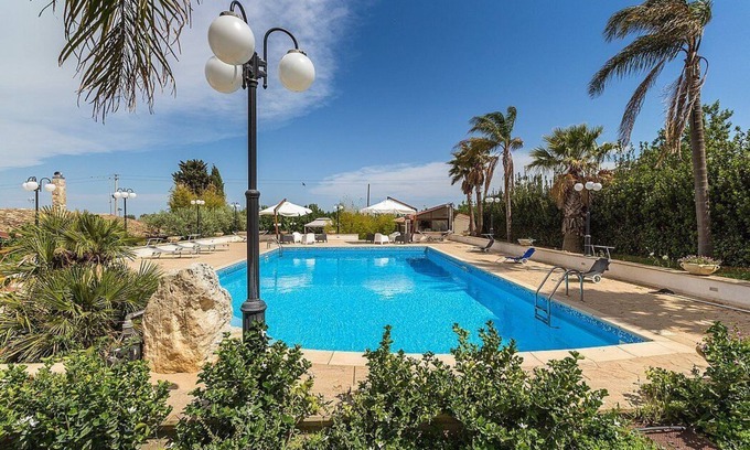 Casa Papa Villa | Villa Tormalina: An elegant and welcoming villa in a quiet position, surrounded by the Sicilian countryside, with Free WI-FI.