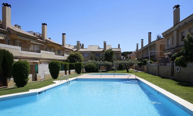 Torredembarra Villa | Villa Torredembarra, 4 bedrooms, 5 persons