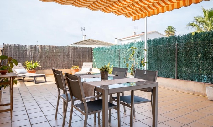 Torredembarra Villa | Villa Torredembarra, 4 bedrooms, 7 persons