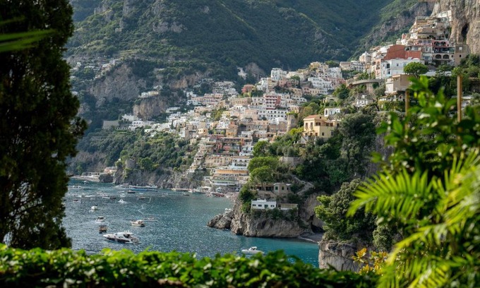 Arienzo Hotel | Villa Treville