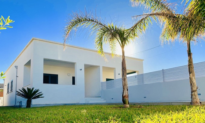 Avola Villa | Villa Venus 100 meters from the sea