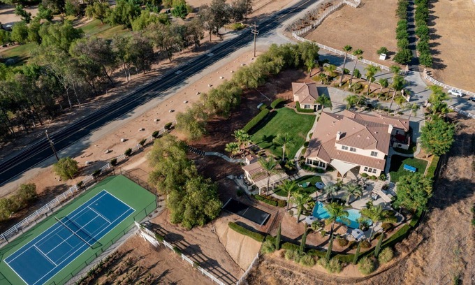 Temecula House | Villa Verdot | 6BR Estate w/Pool, Tennis, Basketball